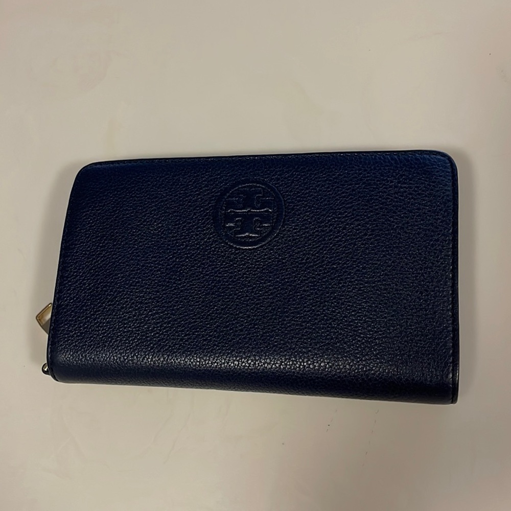 Tory Burch wallet